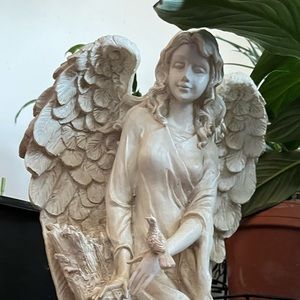 Meet your Posher, Angelie